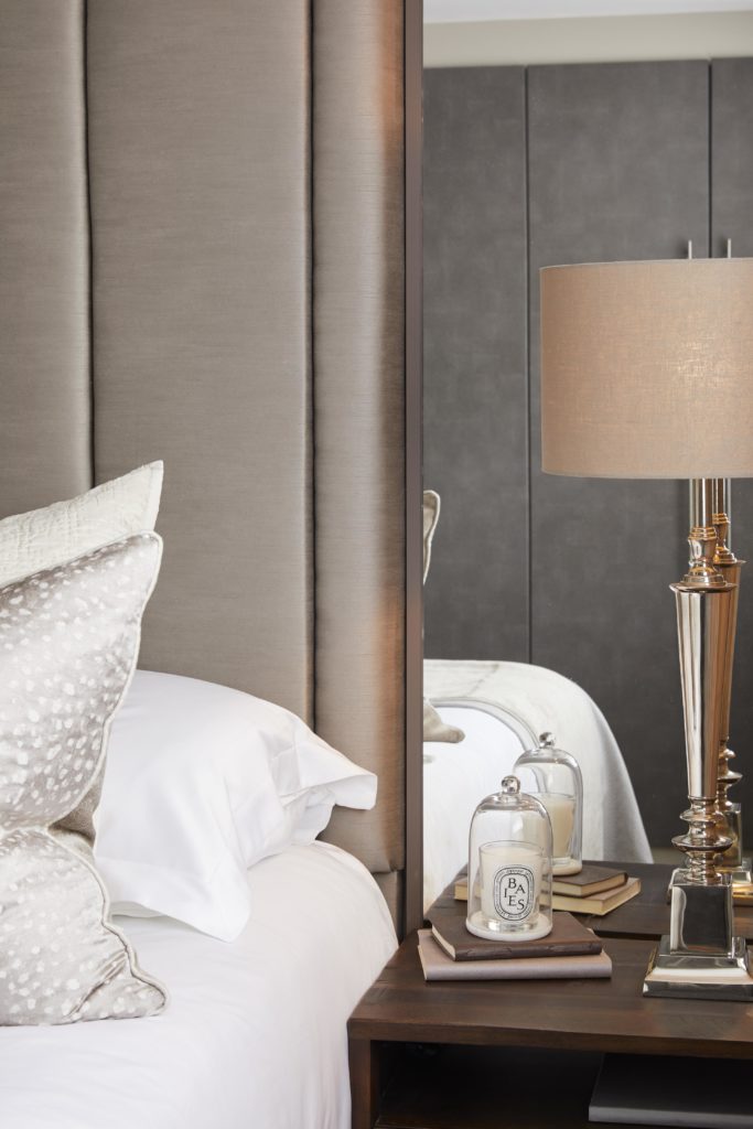 hotel style bedside lamps